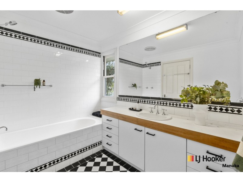 9 Grant Crescent, Griffith ACT 2603