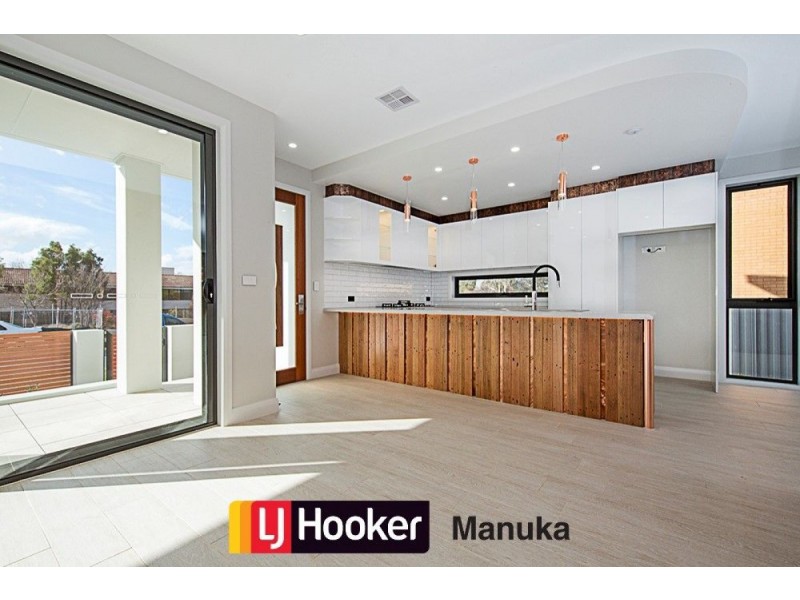 1/2 Bindel Street, Aranda ACT 2614