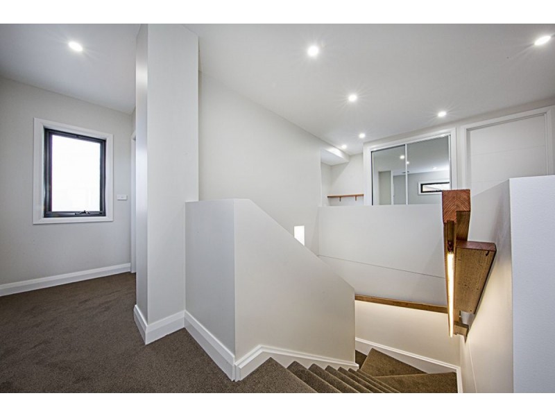 1/2 Bindel Street, Aranda ACT 2614