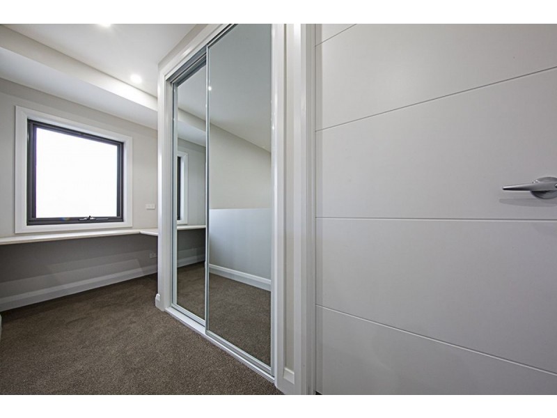 1/2 Bindel Street, Aranda ACT 2614