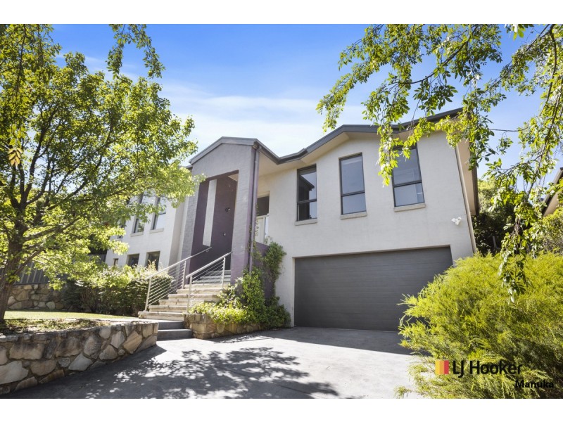 2 Laurence Close, Jerrabomberra NSW 2619