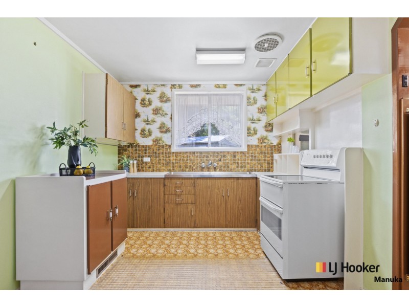 46 Chevalier Street, Weston ACT 2611