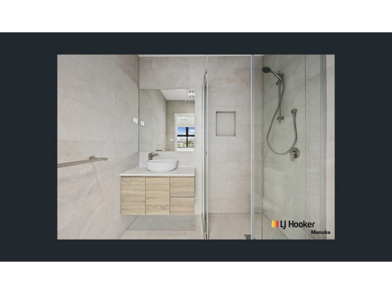 10/12 Ellison Harvie Close, Greenway ACT 2900