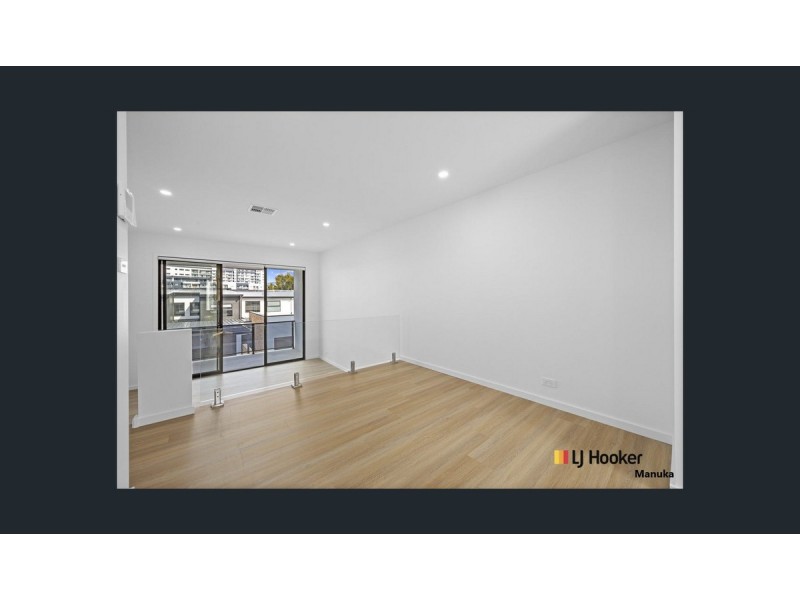 10/12 Ellison Harvie Close, Greenway ACT 2900