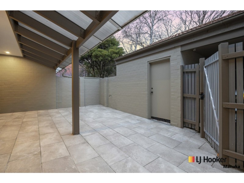 102 Arthur Circle, Forrest ACT 2603
