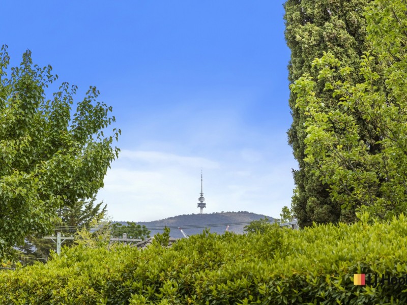 2/134 Blamey Crescent, Campbell ACT 2612
