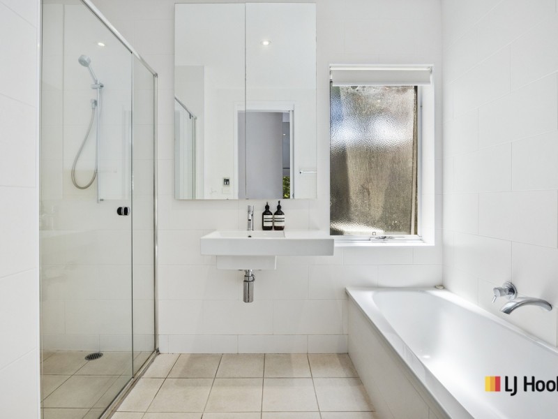 2/134 Blamey Crescent, Campbell ACT 2612