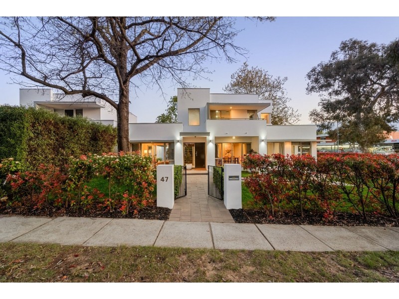 47 Gawler Crescent, Deakin ACT 2600