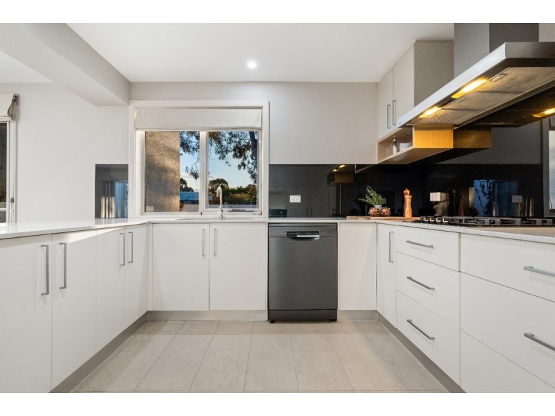 47 Gawler Crescent, Deakin ACT 2600