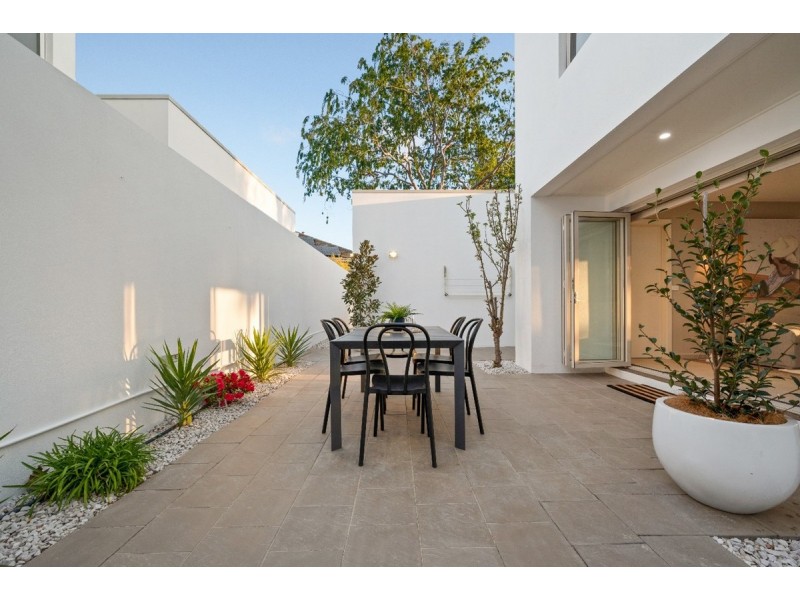 47 Gawler Crescent, Deakin ACT 2600