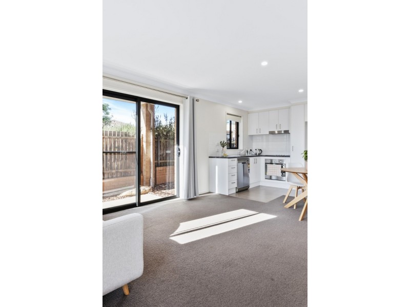 5/27 Ian Nicol Street, Watson ACT 2602