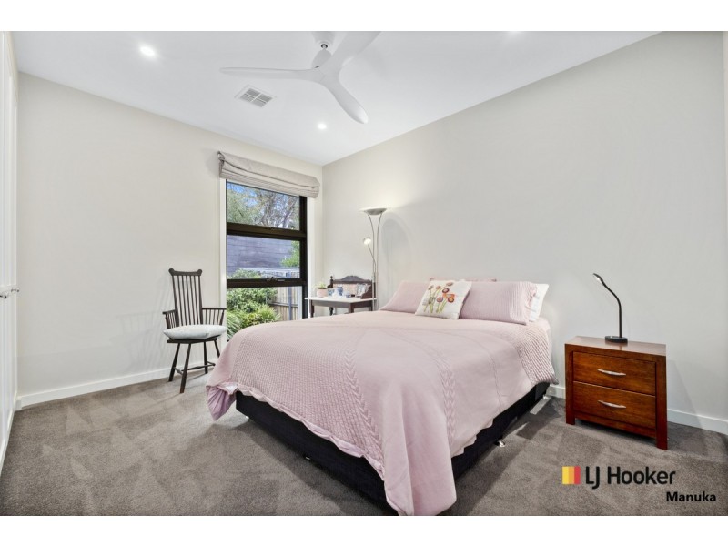 4b Glasgow Street, Hughes ACT 2605