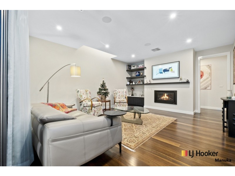 4b Glasgow Street, Hughes ACT 2605