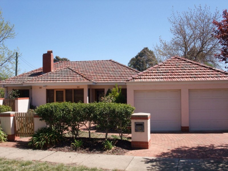 100 Kitchener Street, Garran ACT 2605