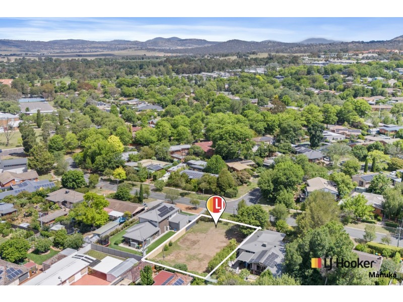 105 Walker Crescent, Narrabundah ACT 2604