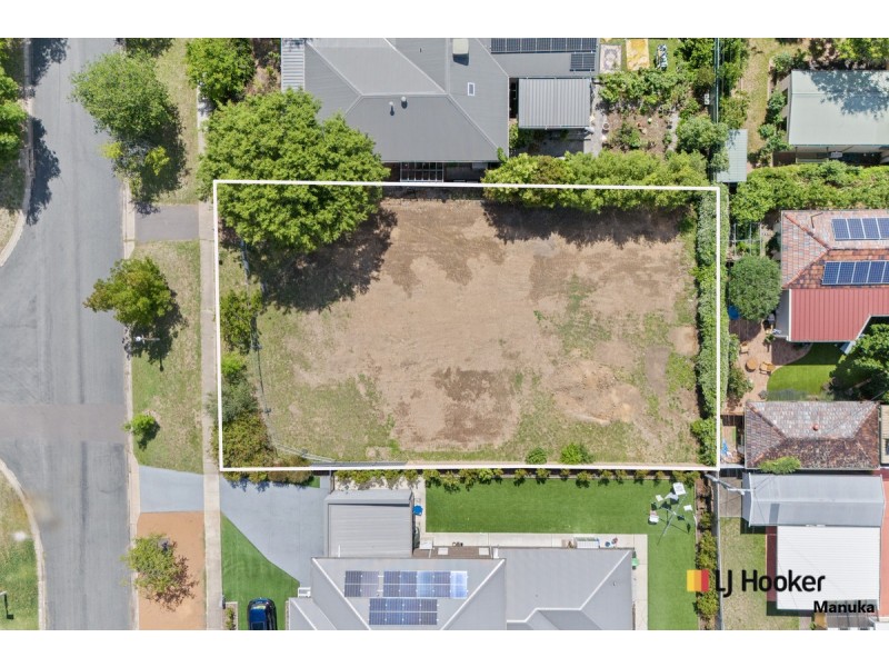 105 Walker Crescent, Narrabundah ACT 2604