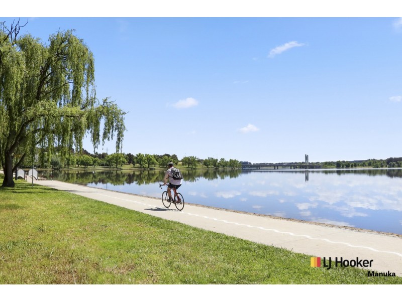 105 Walker Crescent, Narrabundah ACT 2604