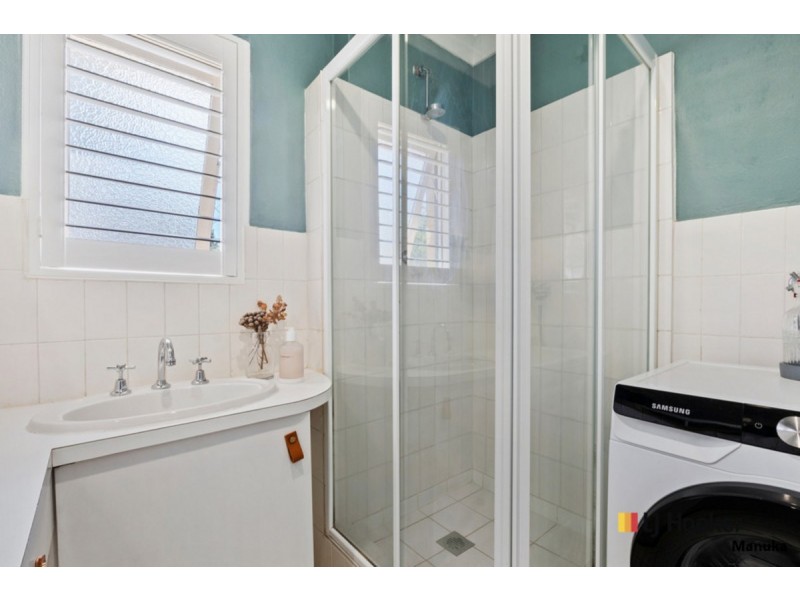 4/51 Newdegate Street, Deakin ACT 2600