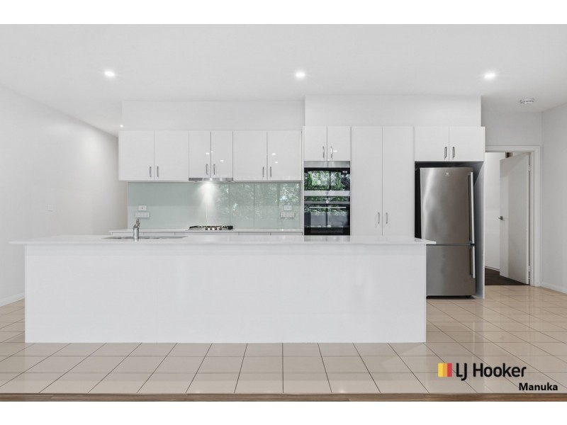 11/28 Canberra Avenue, Forrest ACT 2603