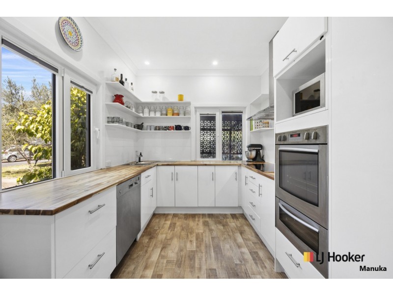 14 Euroka Street, Narrabundah ACT 2604