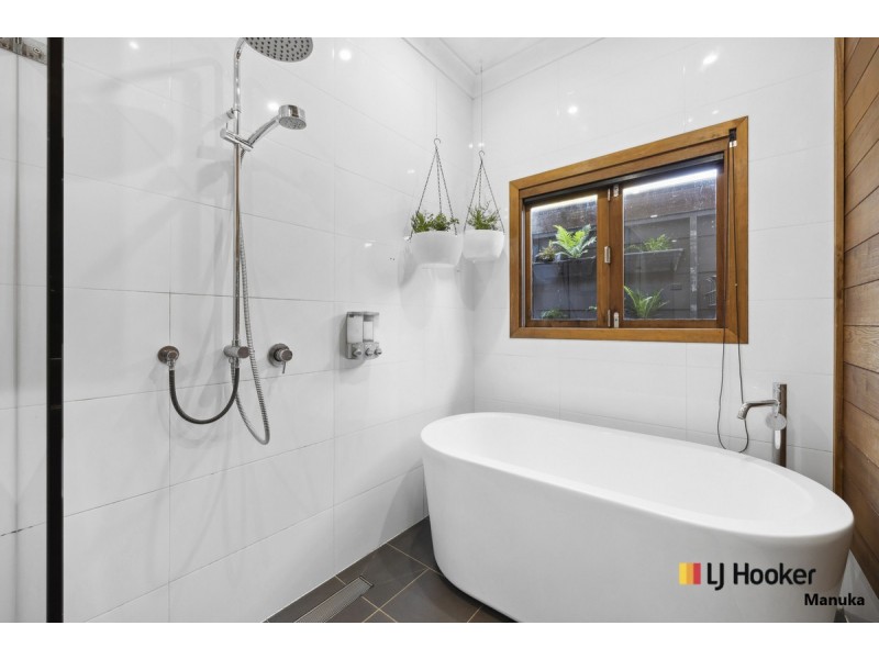 14 Euroka Street, Narrabundah ACT 2604