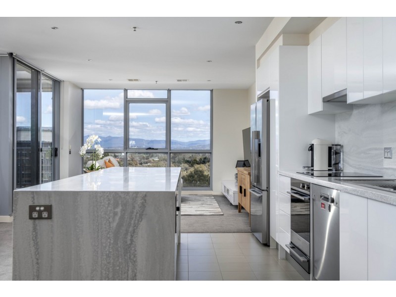 100/2 Edinburgh Avenue, City ACT 2601