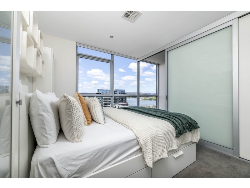 100/2 Edinburgh Avenue, City ACT 2601