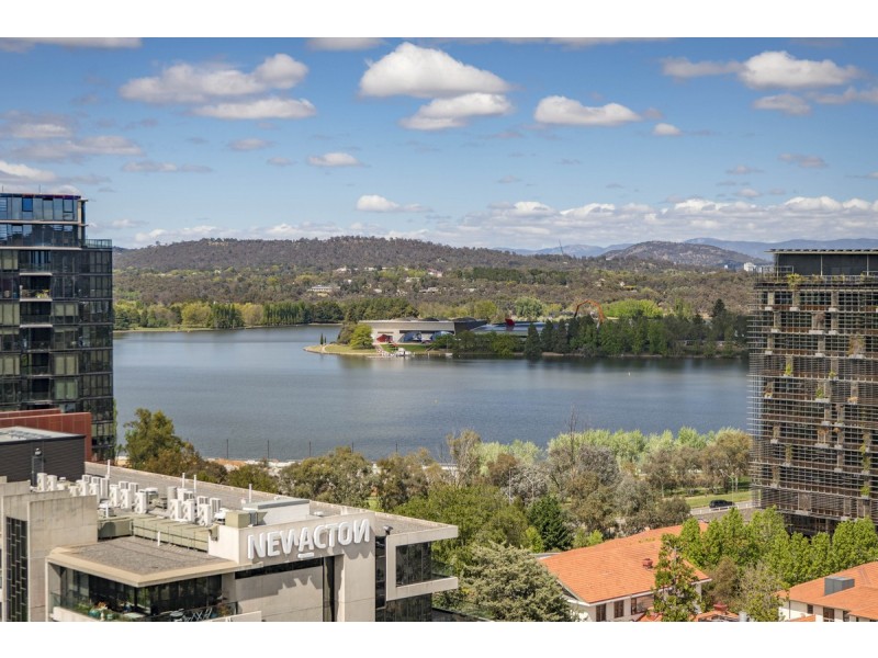 100/2 Edinburgh Avenue, City ACT 2601