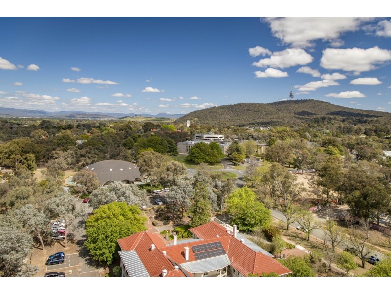 100/2 Edinburgh Avenue, City ACT 2601