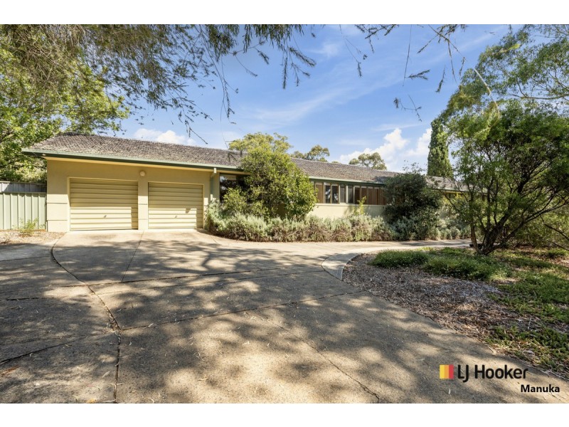1 Stonehaven Crescent, Red Hill ACT 2603