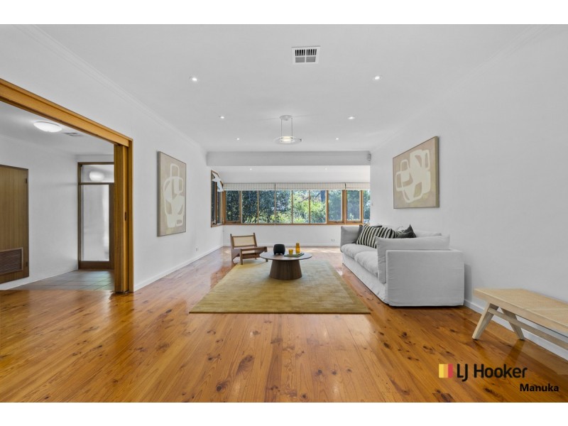 1 Stonehaven Crescent, Red Hill ACT 2603