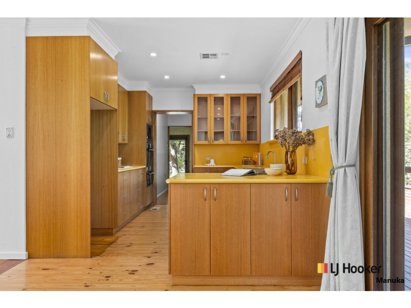 1 Stonehaven Crescent, Red Hill ACT 2603