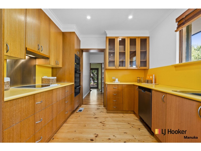 1 Stonehaven Crescent, Red Hill ACT 2603