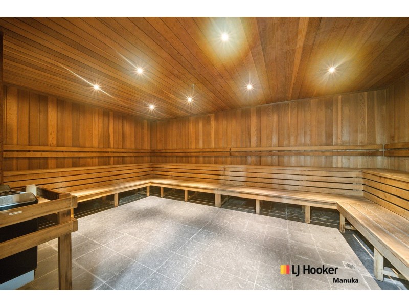 212/325 Anketell Street, Greenway ACT 2900