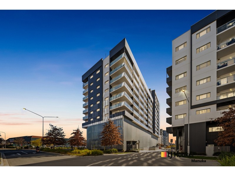 212/325 Anketell Street, Greenway ACT 2900