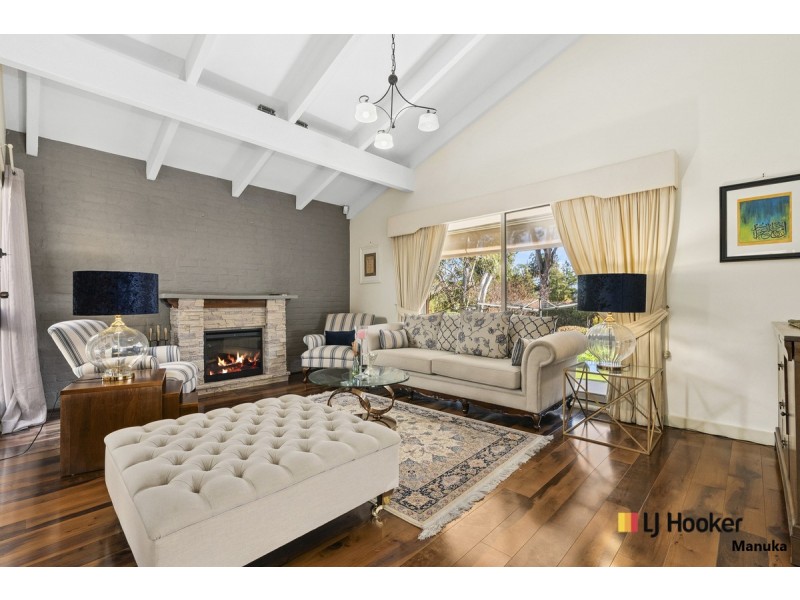 6 Kaeppel Place, Isaacs ACT 2607