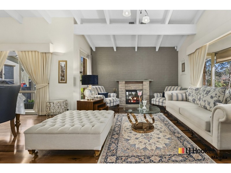 6 Kaeppel Place, Isaacs ACT 2607