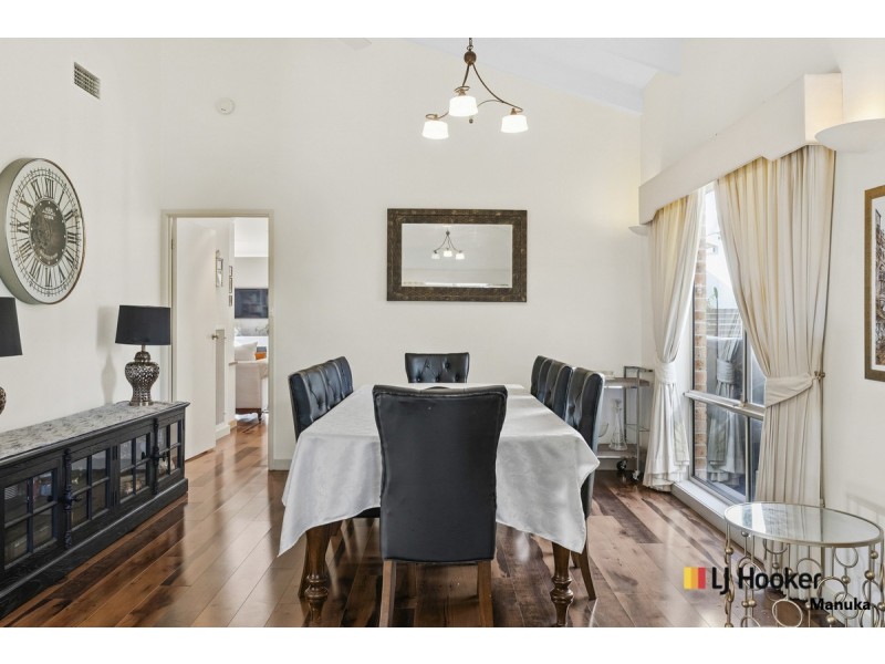6 Kaeppel Place, Isaacs ACT 2607