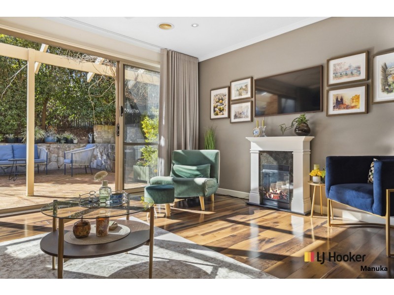 6 Kaeppel Place, Isaacs ACT 2607