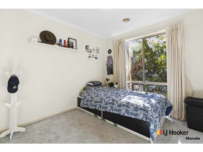 6 Kaeppel Place, Isaacs ACT 2607