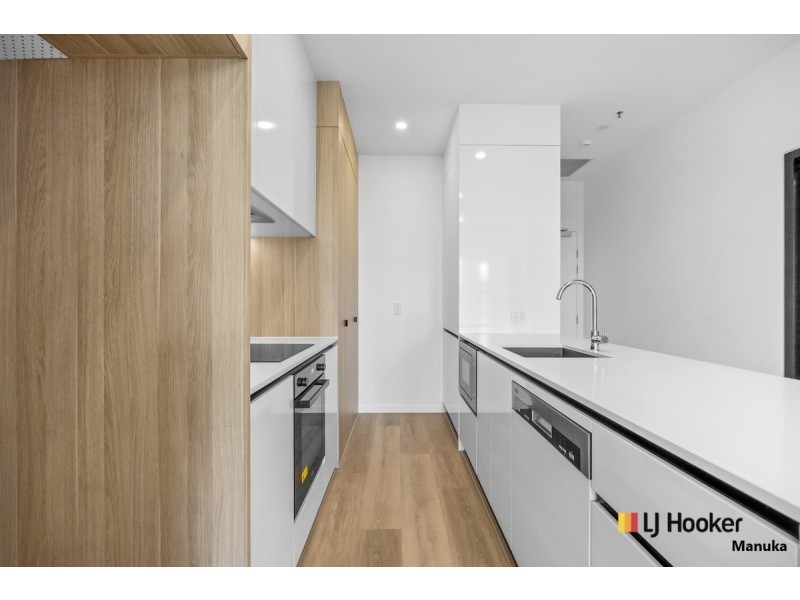 45/17 Captain Cook Crescent, Griffith ACT 2603