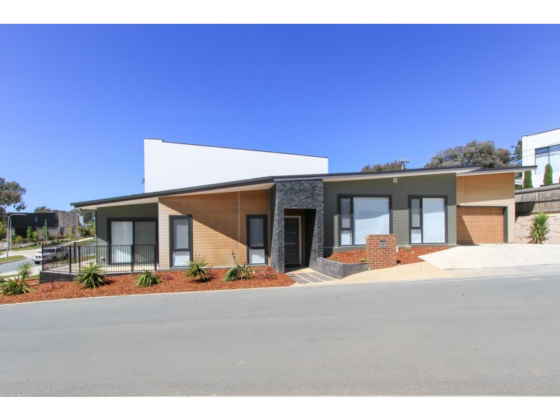 29 Cygnet Crescent, Red Hill ACT 2603