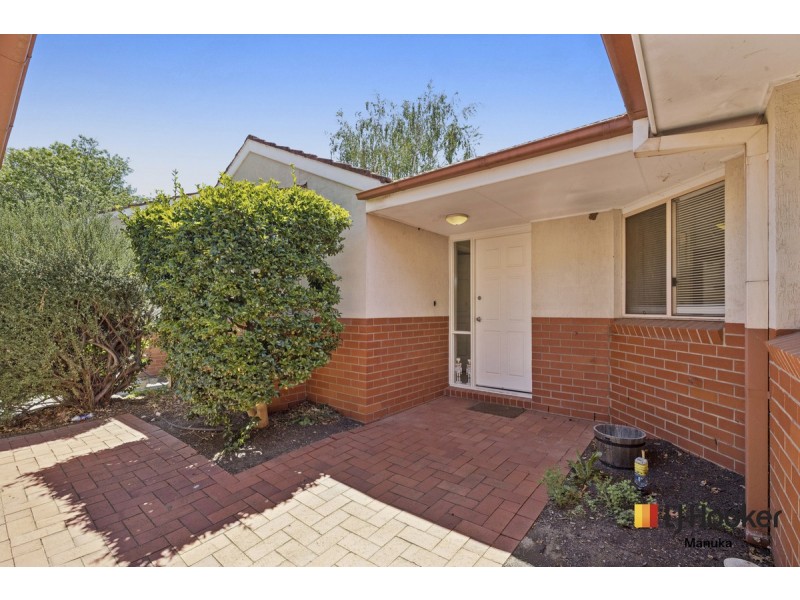 2/4 Hutchins Street, Yarralumla ACT 2600