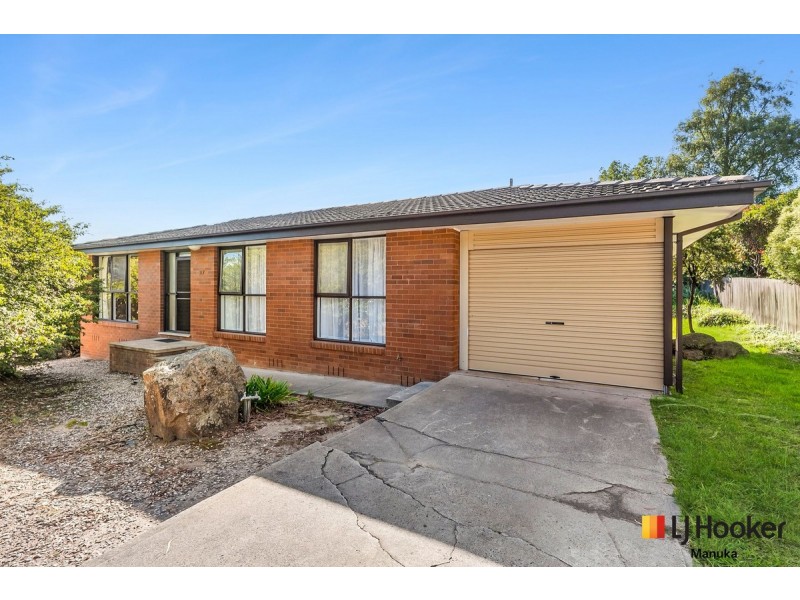 27 Muresk Street, Farrer ACT 2607