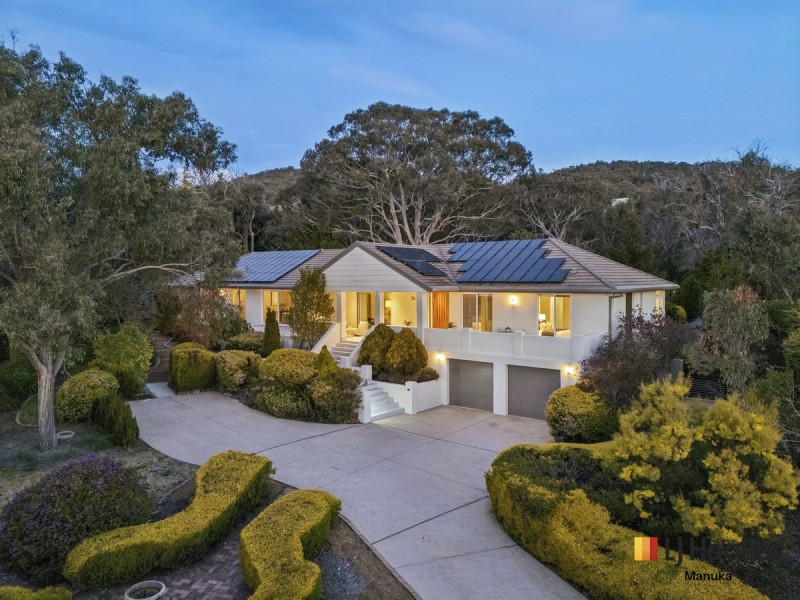 30 Carolyn Jackson Drive, Jerrabomberra NSW 2619