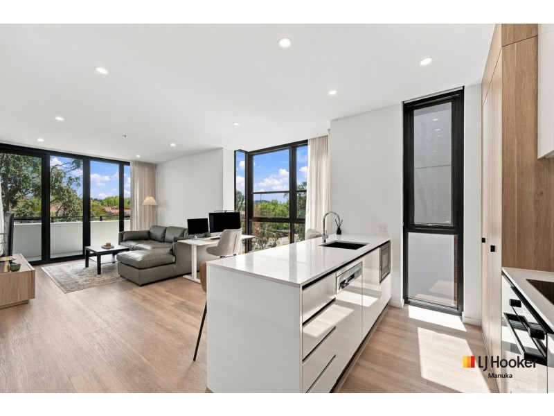 132/19 Captain Cook Crescent, Griffith ACT 2603