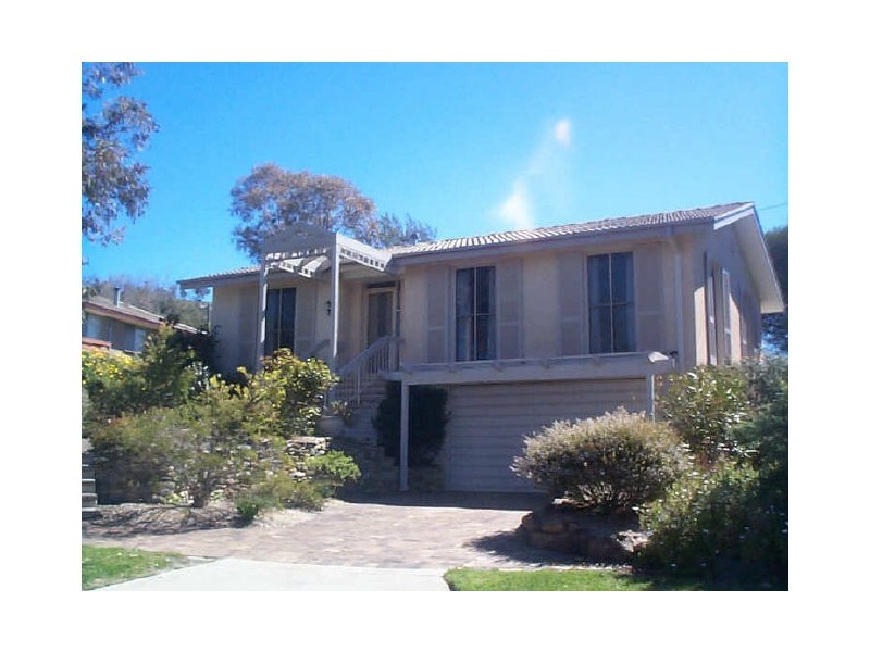 6 Cherry Place, Pearce ACT 2607
