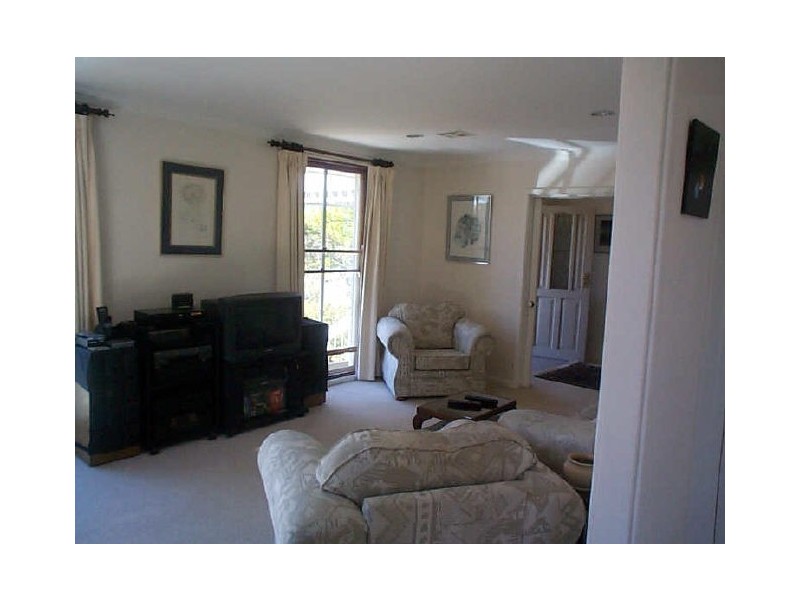 6 Cherry Place, Pearce ACT 2607