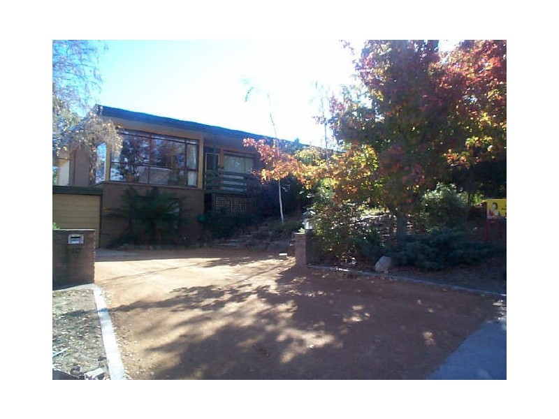 10 Werribee Crescent, Farrer ACT 2607