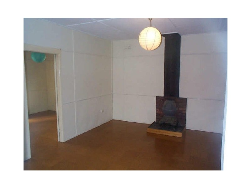 18 Marlee Place, Narrabundah ACT 2604